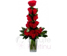 Kytice rudých růží - kaskáda