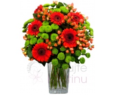 Mixed bouquet of red carnations, santinies, 